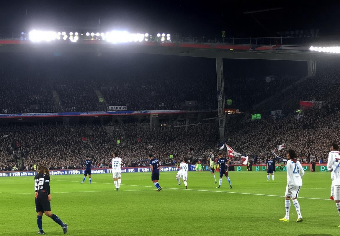 巴黎圣日耳曼VS贝尔球队：巅峰对决前瞻解析(图1)